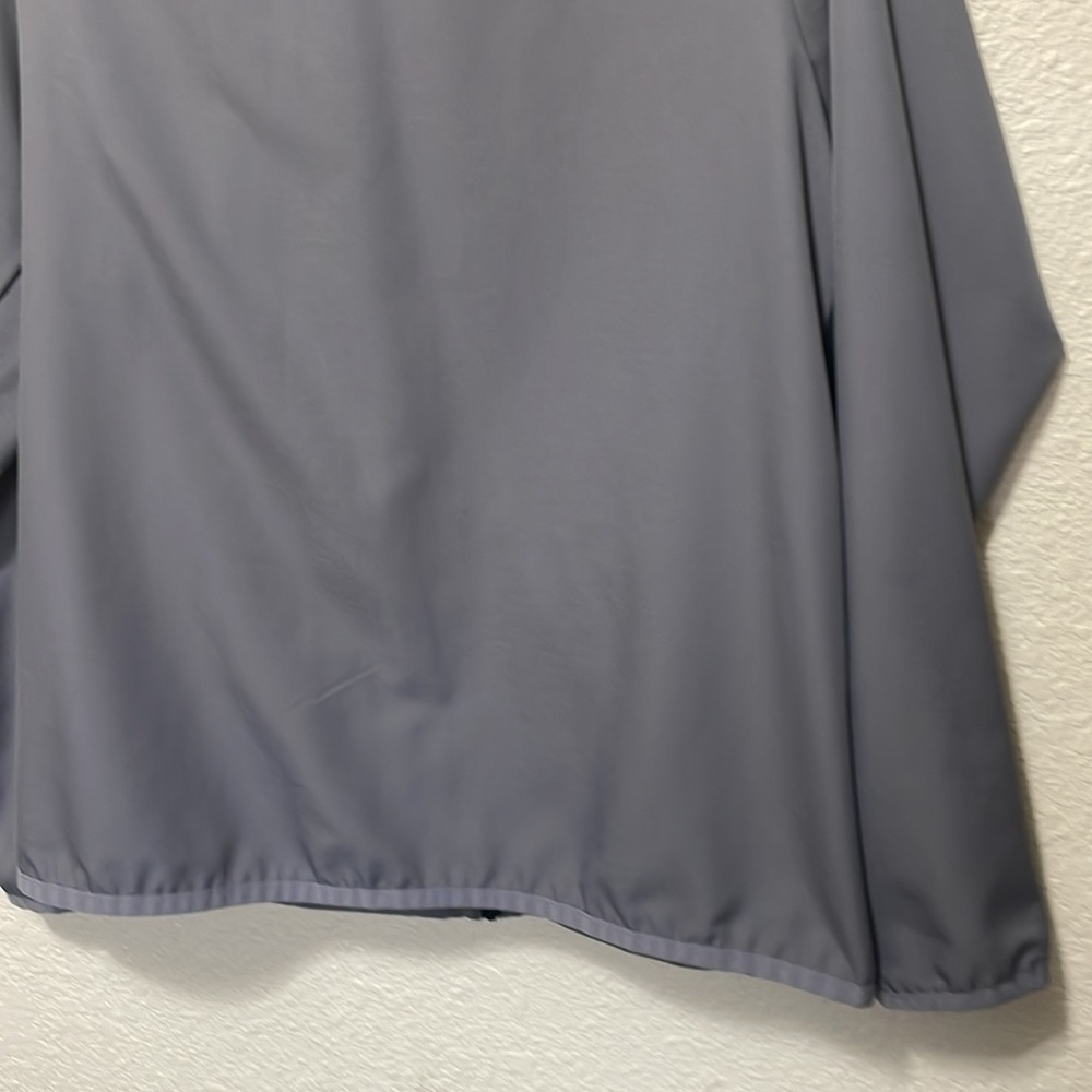 Nike Dri-Fit Men's Gray Lightweight Jacket. Very Good Condition. Size M. - Picture 7 of 10